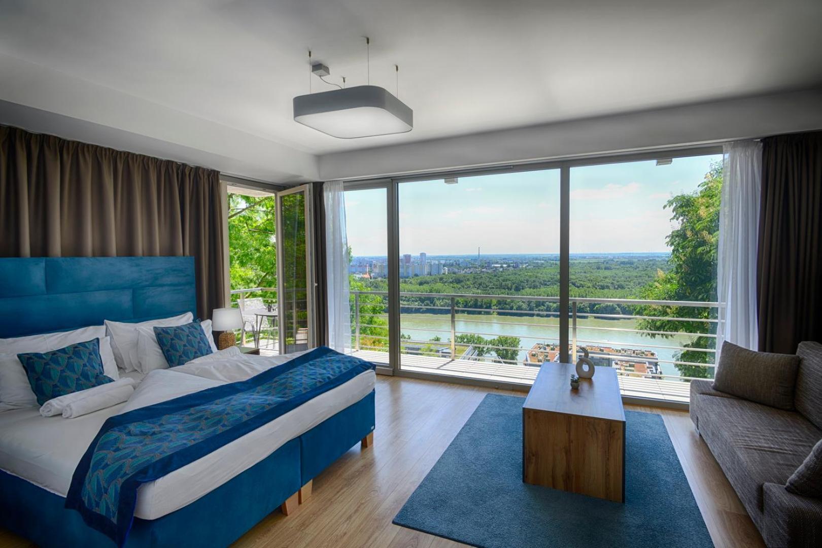 River View Apartments Hotel Bratislava Buitenkant foto